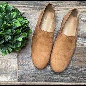 Franco Sarto • Tan Pull On Size 8M Loafer